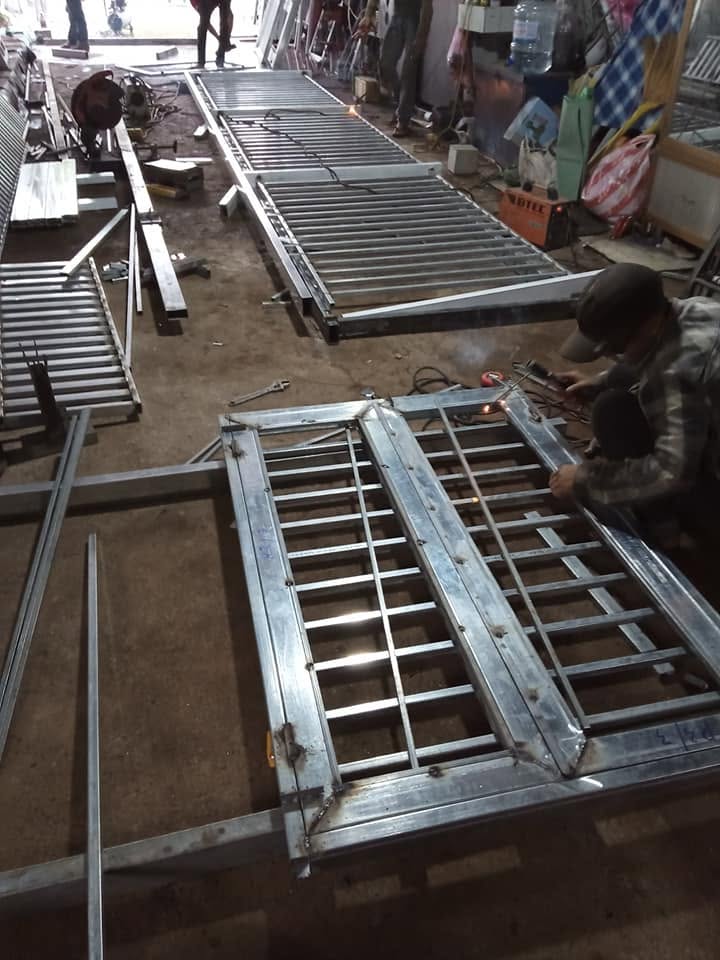 Sửa Ban Công Sắt Bị Han Gỉ, Gãy Mối Hàn Tại Hà Nội