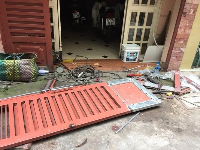 Sửa cửa sắt Hà Đông, Hà Nội giá rẻ - Thợ đến tận nơi 15 phút, hỗ trợ bảo hành